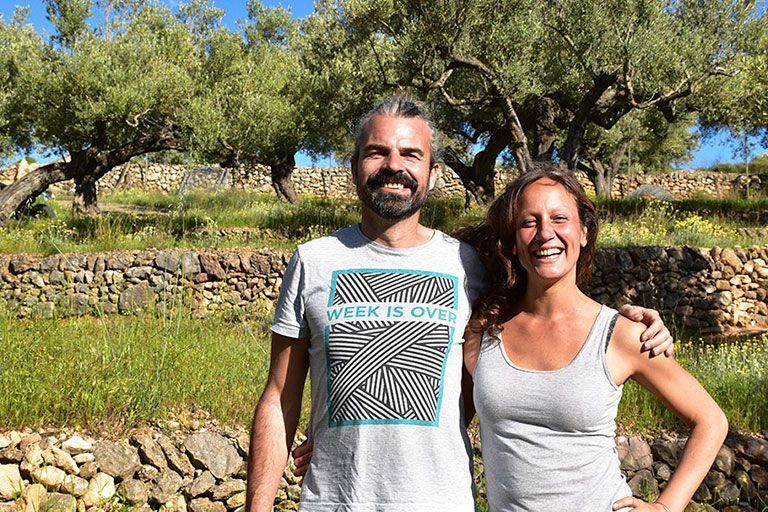 laura y diego inspira yoga