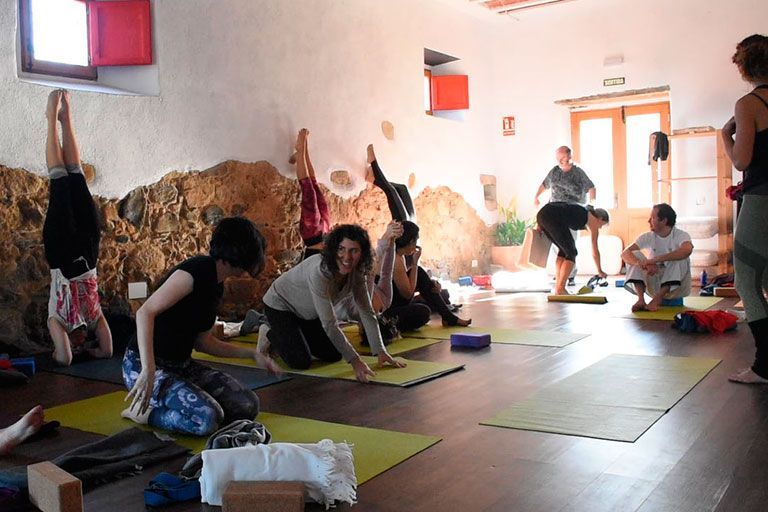 retiro yoga sant joan junio 2025