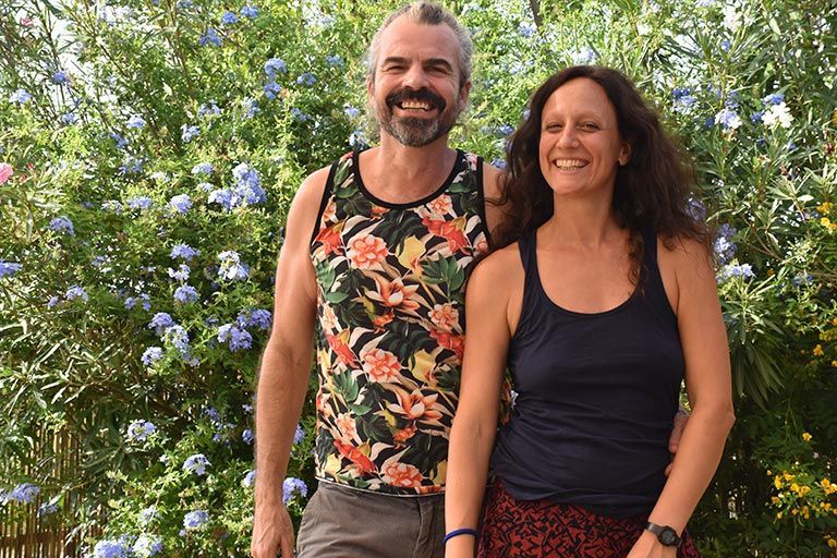 laura y diego inspira yoga
