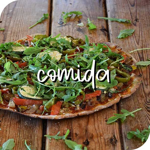 La comida... mmm lo mejor del retiro